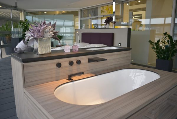 Badewanne direkt im Schlafzimmer integriert